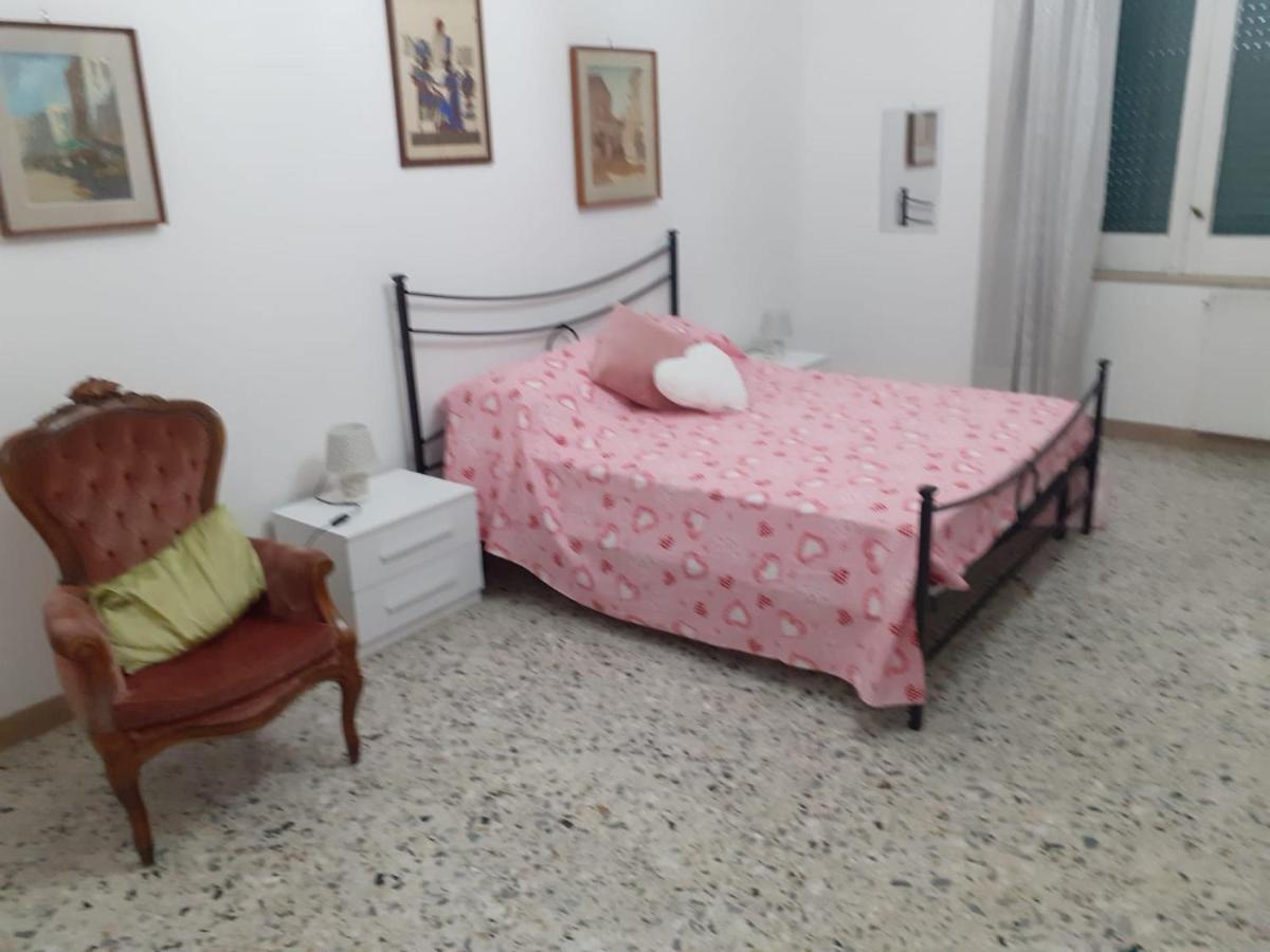 Bed and Breakfast A Casa Di Adele Caserta Exterior foto