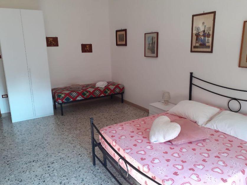 Bed and Breakfast A Casa Di Adele Caserta Exterior foto